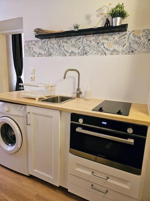 شقة Oasis Parfumee 4 Couchages Au Coeur De Grasse Wifi المظهر الخارجي الصورة